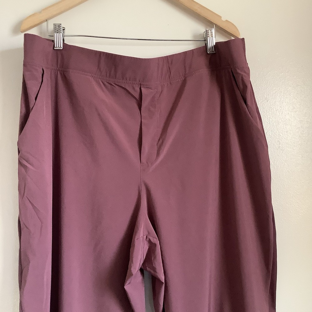 Athleta Women's Salutation Jogger Pants in Powervita in Flora Mauve Size 22 - Picture 2 of 16